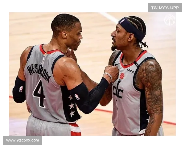 拉塞尔·威斯布鲁克携手推动社区青少年奖学金计划助力未来发展 拉塞尔·威斯布鲁克携手推动社区青少年奖学金计划助力未来发展